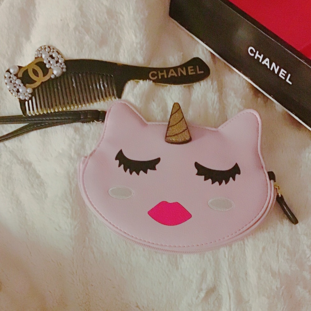 Betsey Johnson Caticorn Wristlet